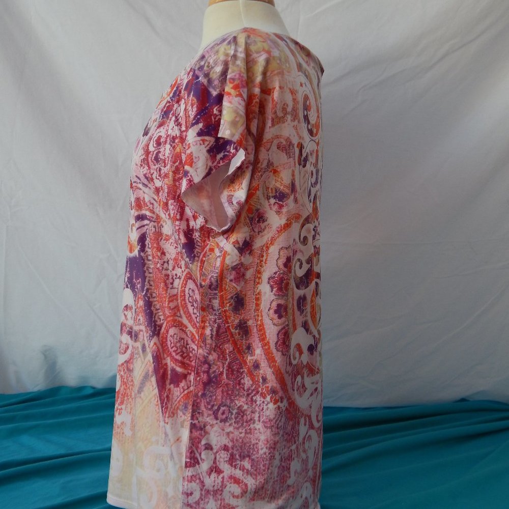 Reba - Picture 3 of 5